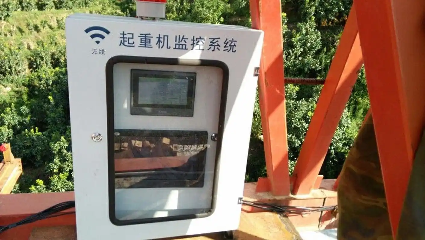 起重机安全监控安装现场