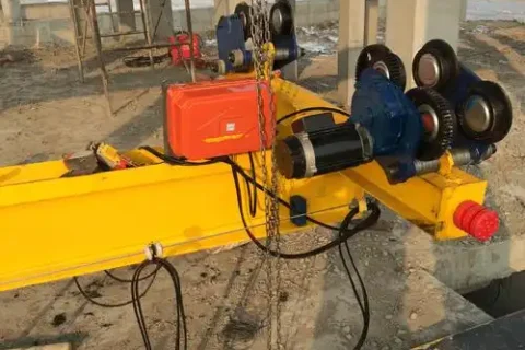 智能起重机在工业生产中的实际应用价值